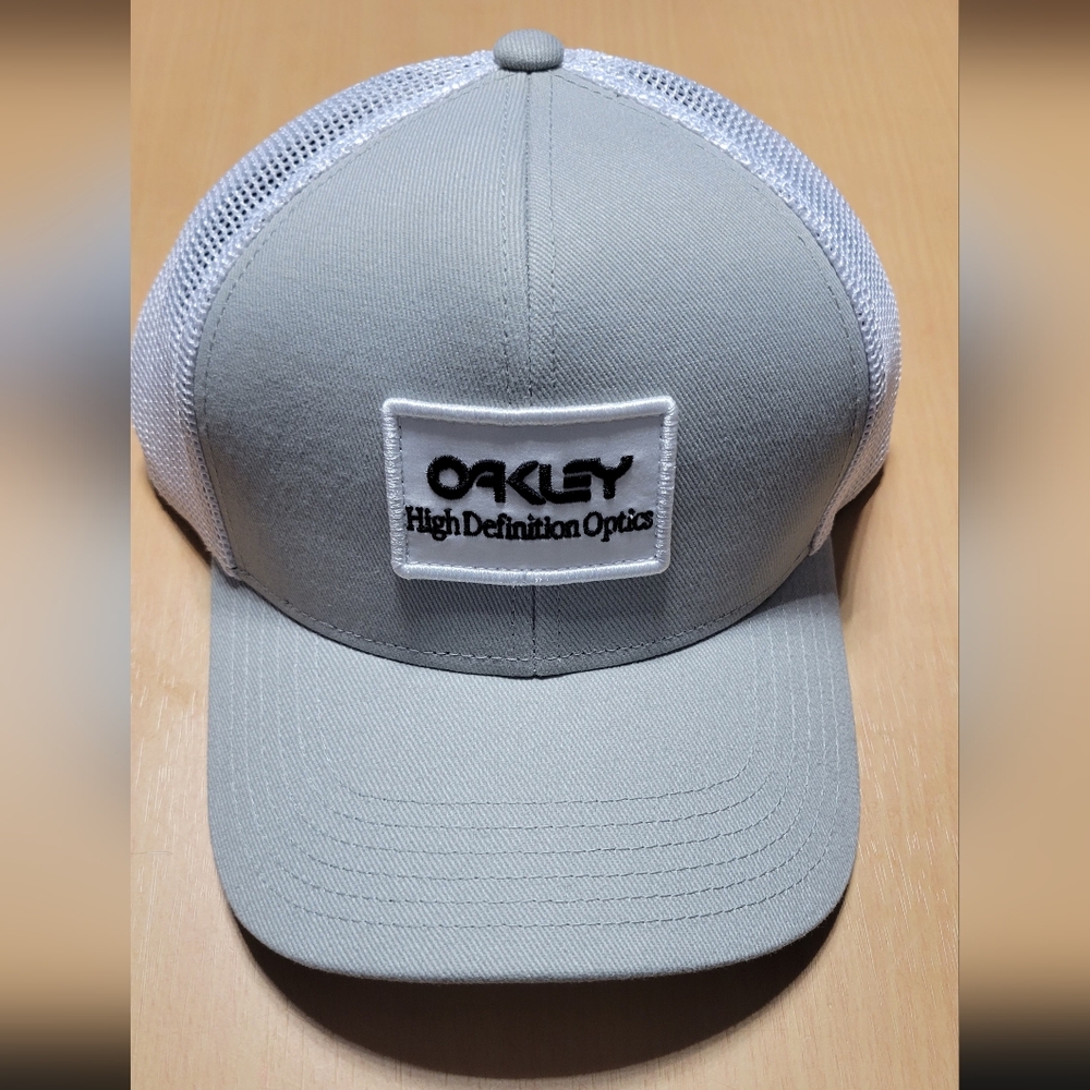 New Oakley High Definition Optics Trucker Hat Stone Gray